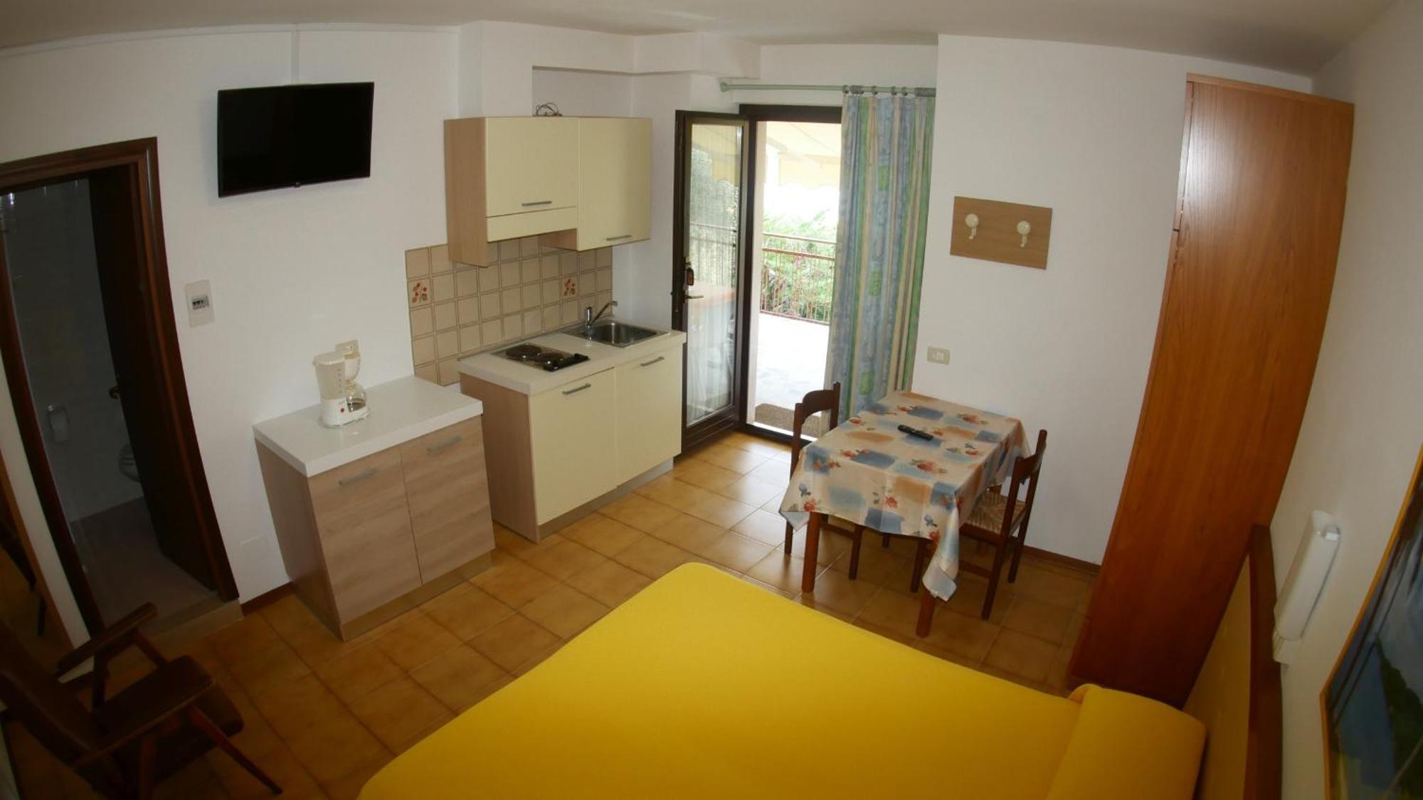 Residence Casa Maria Assenza di Brenzone Extérieur photo