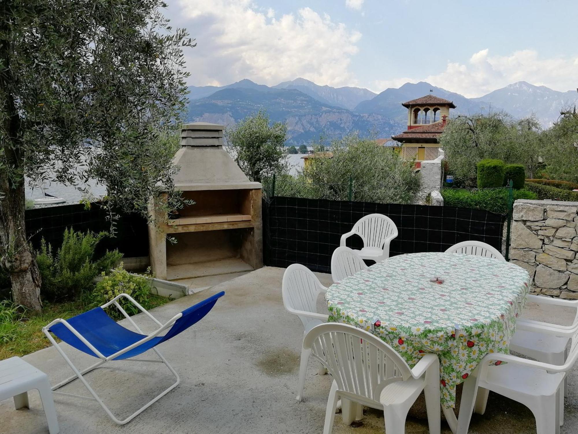 Residence Casa Maria Assenza di Brenzone Extérieur photo